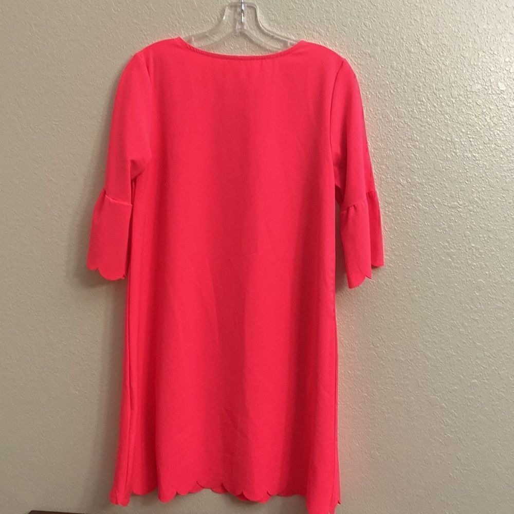 Coco & Main Scallop Bell Sleeve Pink Dress size small - Picture 5 of 5